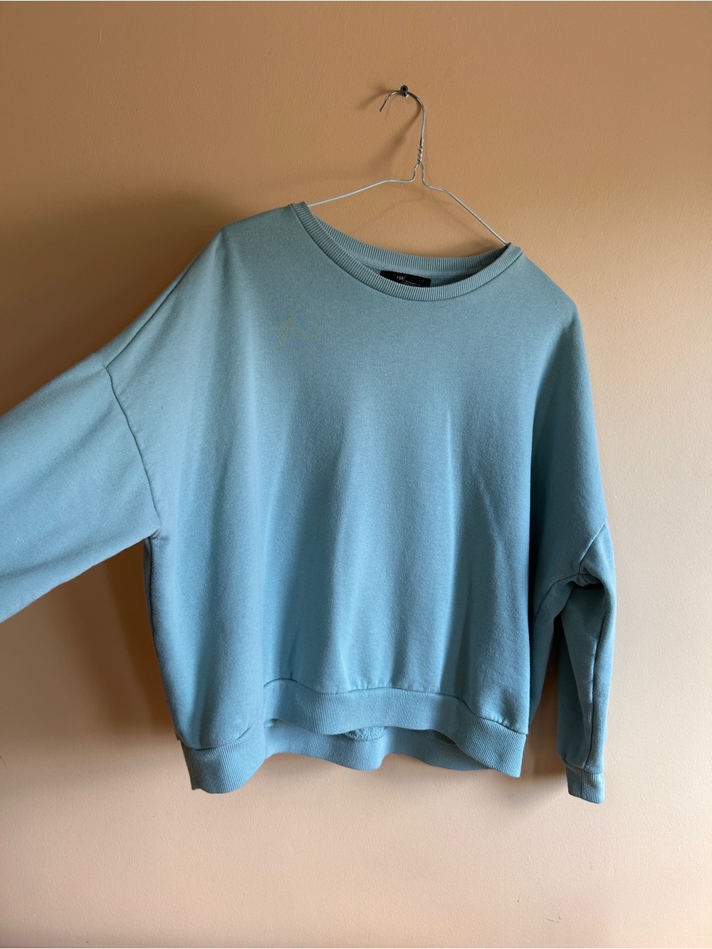 Forever 21 Light Blue Crewneck Sweatshirt